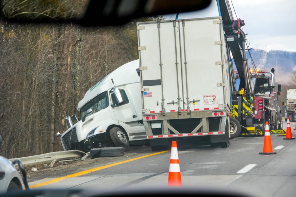 Top commercial truck accident attorney for injury claims